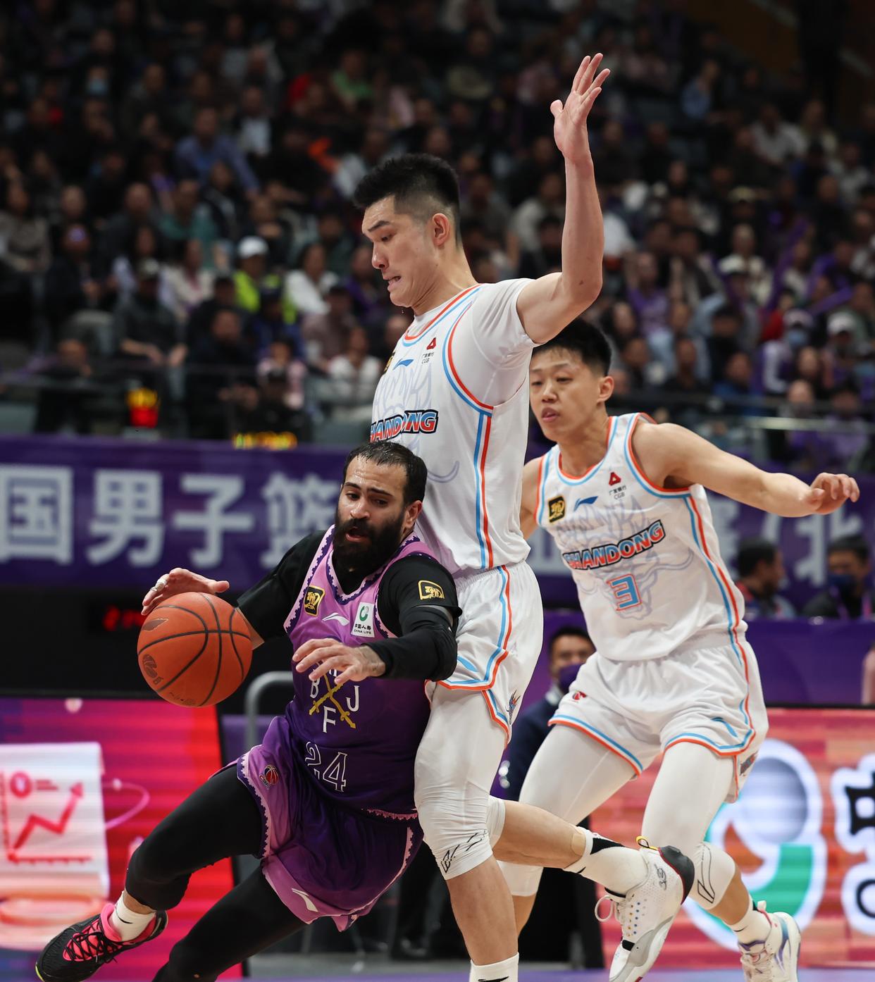 爱游戏官方入口CBA季后赛今夜走向成谜，葡萄牙体育篮板制胜，赛场秩序良好，纪律约束更严格的简单介绍